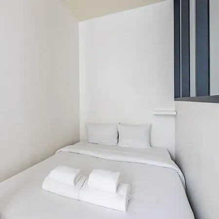 Apartment 3rd Arrondissement Temple Republique Paris